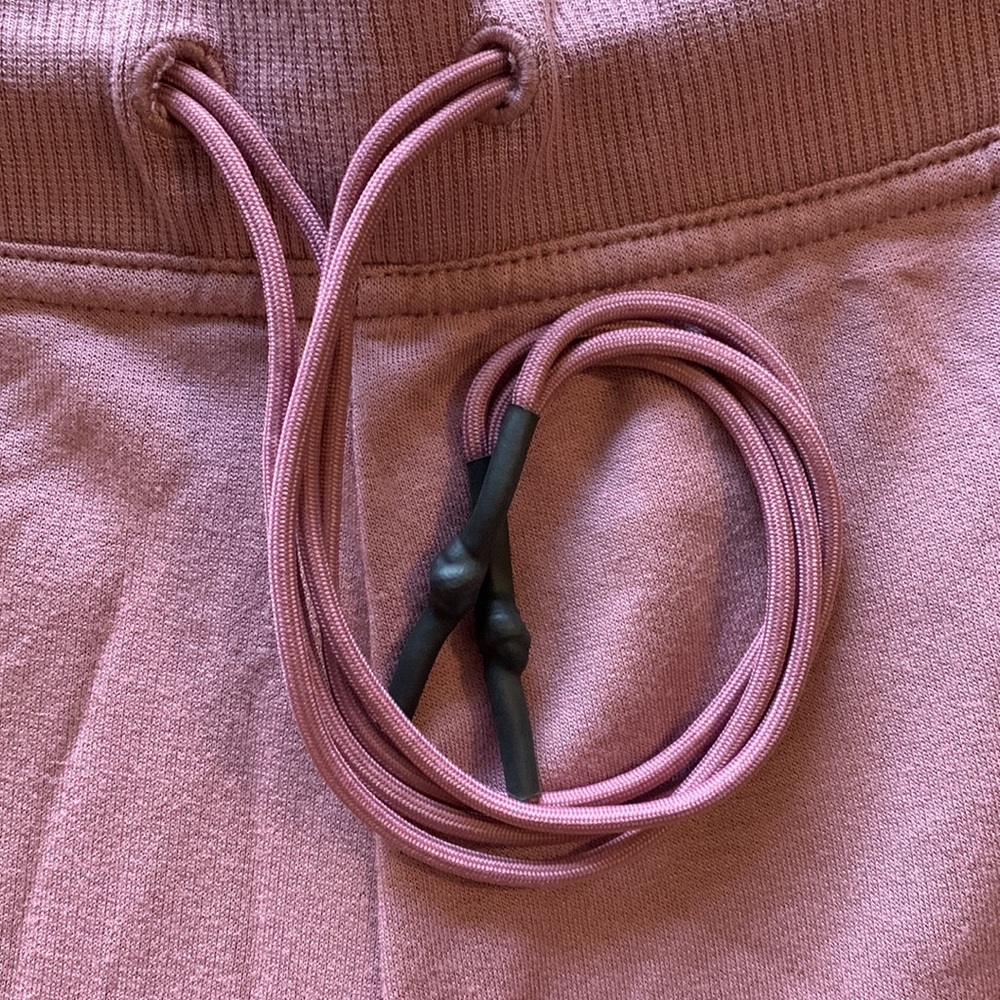 Active Wear - Picture 3 of 7
